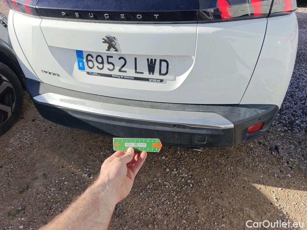  Peugeot  2008 PEUGEOT  / 2019 / 5P / todoterreno Allure BlueHDI 81kW (110CV) #77