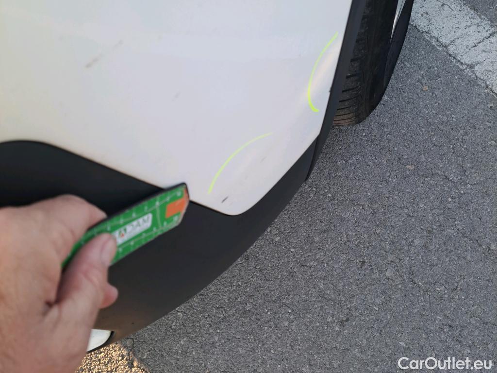  Peugeot  3008 PEUGEOT  / 2016 / 5P / todoterreno 1.5L BlueHDi 96kW (130CV) S&S Active #18