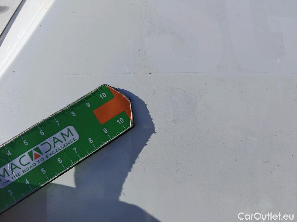  Peugeot  2008 PEUGEOT  / 2019 / 5P / todoterreno Allure BlueHDI 81kW (110CV) #14