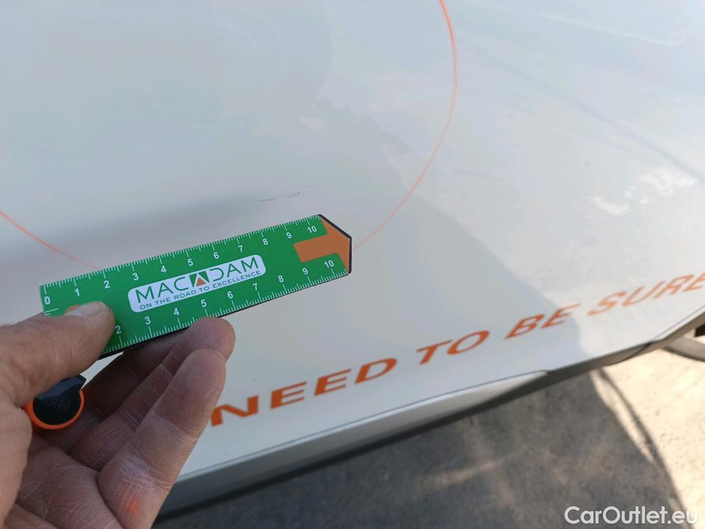  Peugeot  2008 PEUGEOT  / 2019 / 5P / todoterreno Allure BlueHDI 81kW (110CV) #10