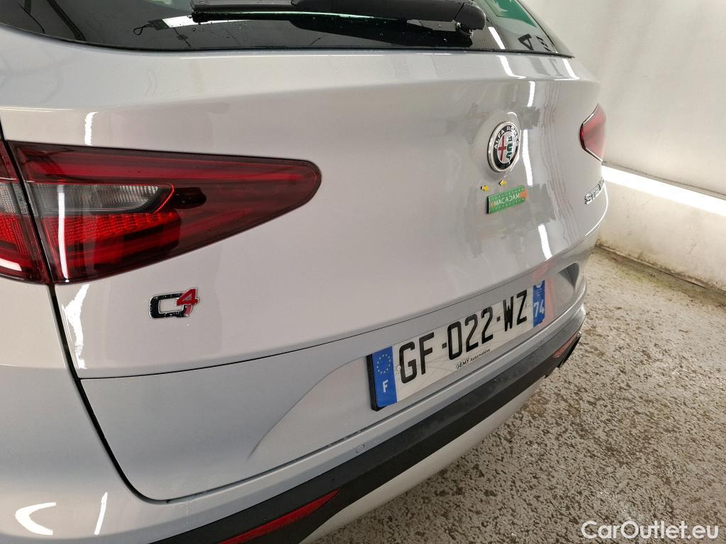  Alfa Romeo   STELVIO Stelvio Super Q4 2.2 JTDM 190CV BVA8 E6d #12