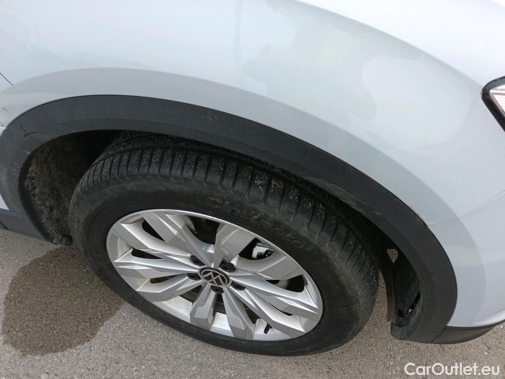  Volkswagen  T-ROC VOLKSWAGEN  / 2017 / 5P / todoterreno Advance 2.0 TDI 85kW (115CV) #15