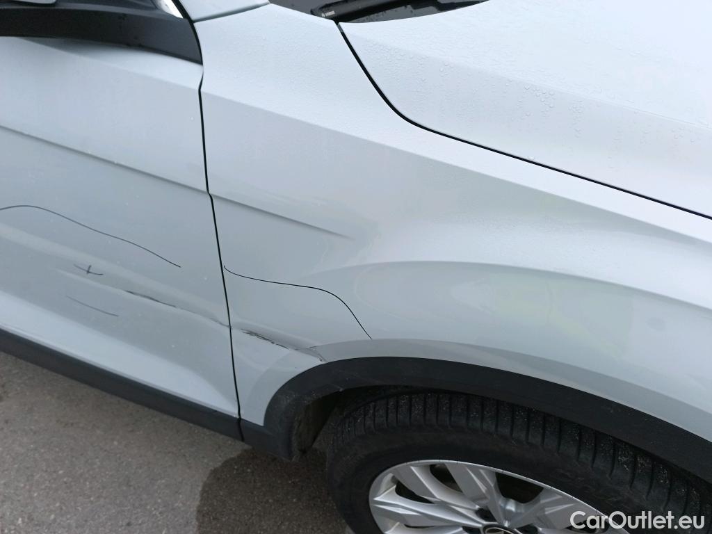  Volkswagen  T-ROC VOLKSWAGEN  / 2017 / 5P / todoterreno Advance 2.0 TDI 85kW (115CV) #3