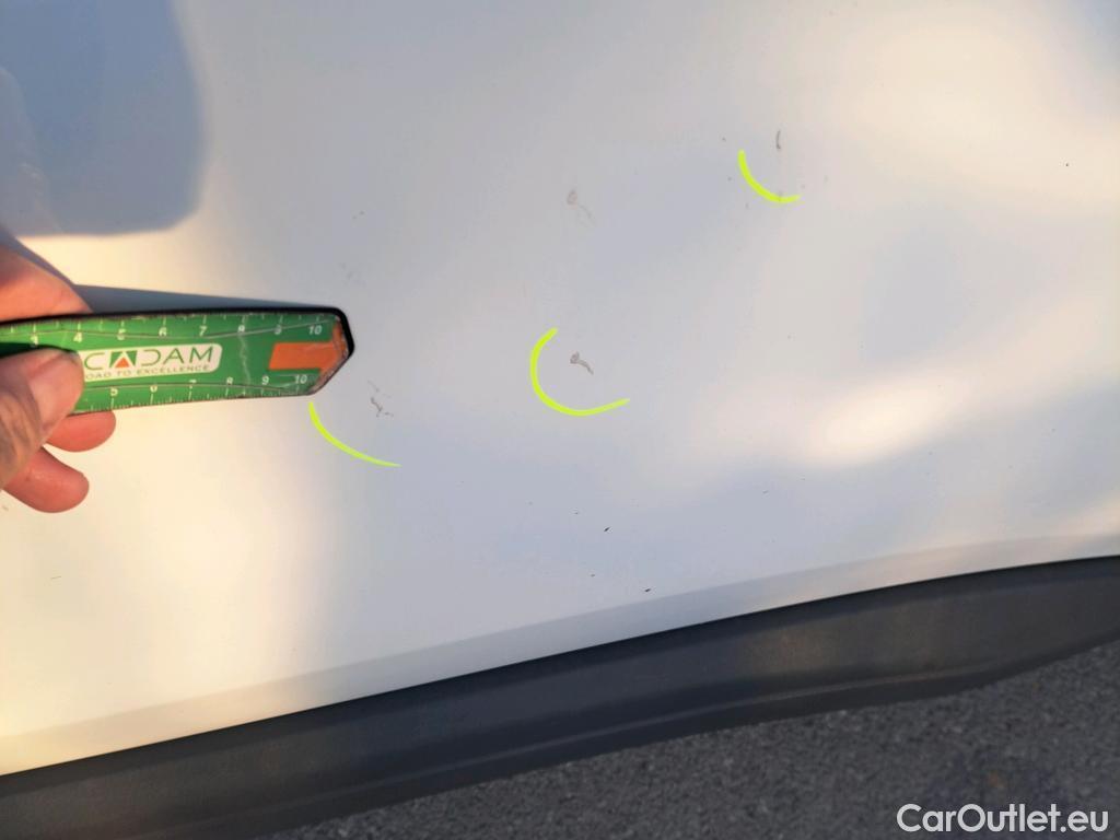  Peugeot  3008 PEUGEOT  / 2016 / 5P / todoterreno 1.5L BlueHDi 96kW (130CV) S&S Active #29