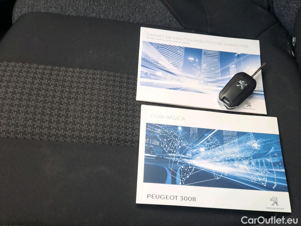  Peugeot  3008 PEUGEOT  / 2016 / 5P / todoterreno 1.5L BlueHDi 96kW (130CV) S&S Active #15