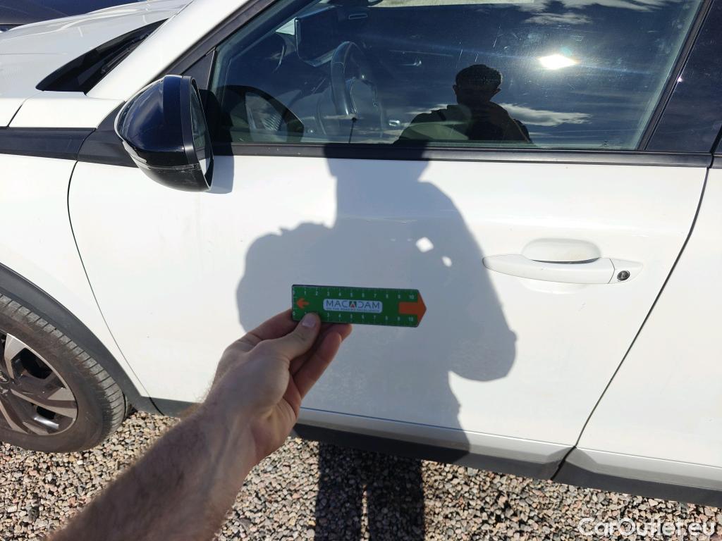  Peugeot  2008 PEUGEOT  / 2019 / 5P / todoterreno Allure BlueHDI 81kW (110CV) #38