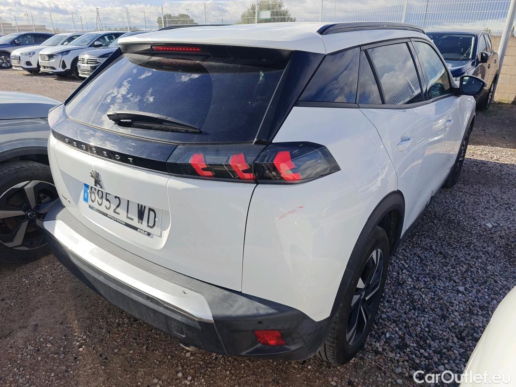 Peugeot  2008 PEUGEOT  / 2019 / 5P / todoterreno Allure BlueHDI 81kW (110CV) #81