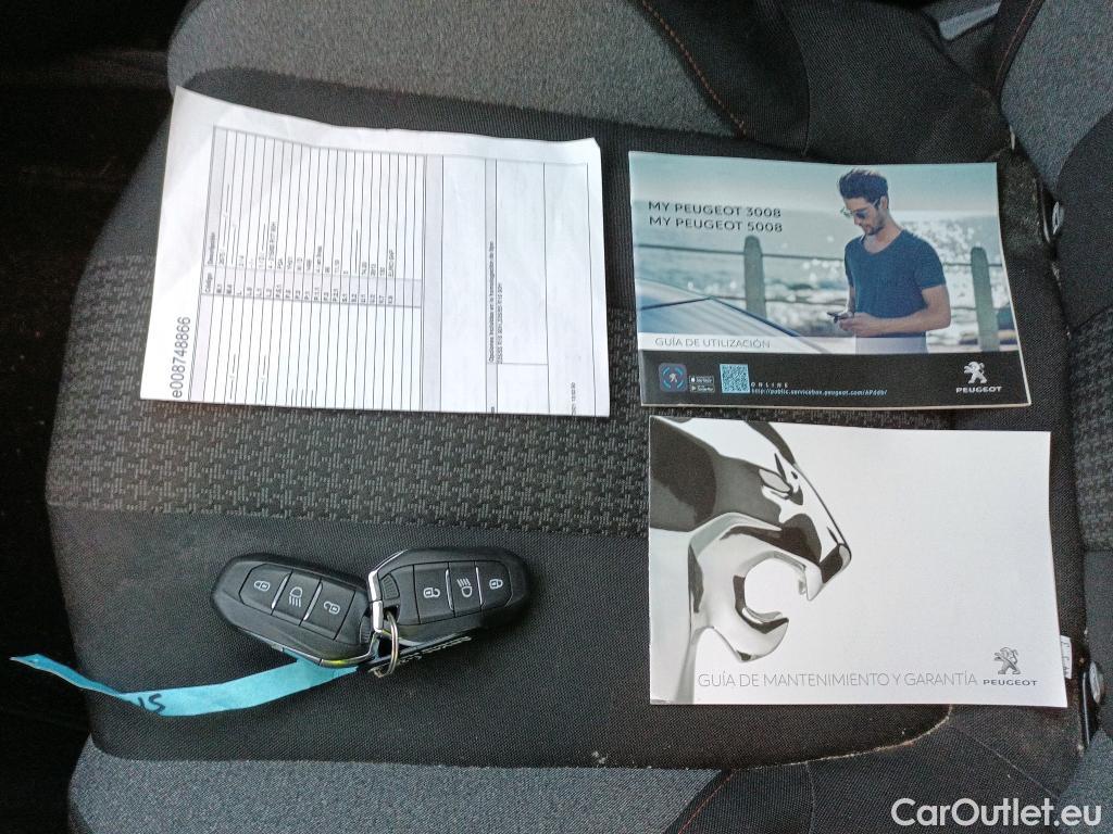  Peugeot  3008 PEUGEOT  / 2020 / 5P / todoterreno 1.5 BlueHDi 96kW (130CV) S&S Active Pack #11