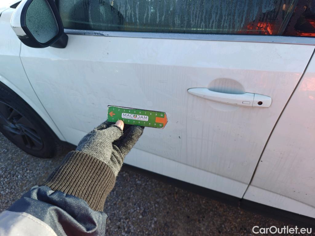  Nissan  Qashqai NISSAN  / 2021 / 5P / todoterreno DIG-T 103kW (140CV) mHEV 4x2 Acenta #5