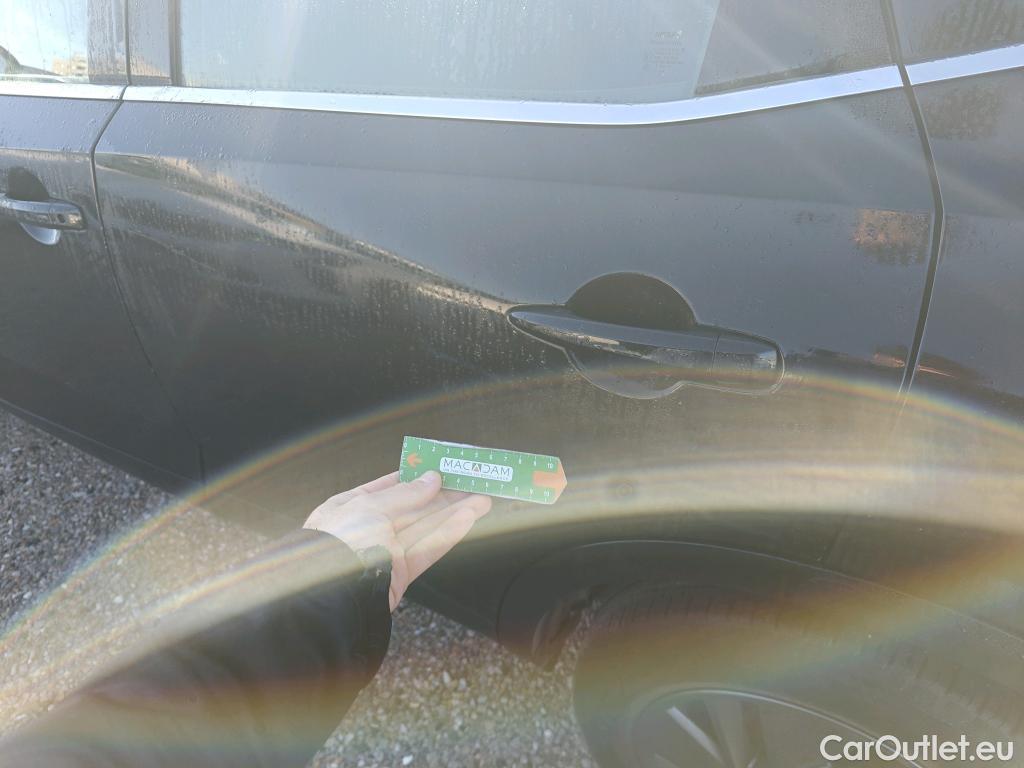  Nissan  Qashqai NISSAN  / 2021 / 5P / todoterreno DIG-T 103kW (140CV) mHEV 4x2 Acenta #34