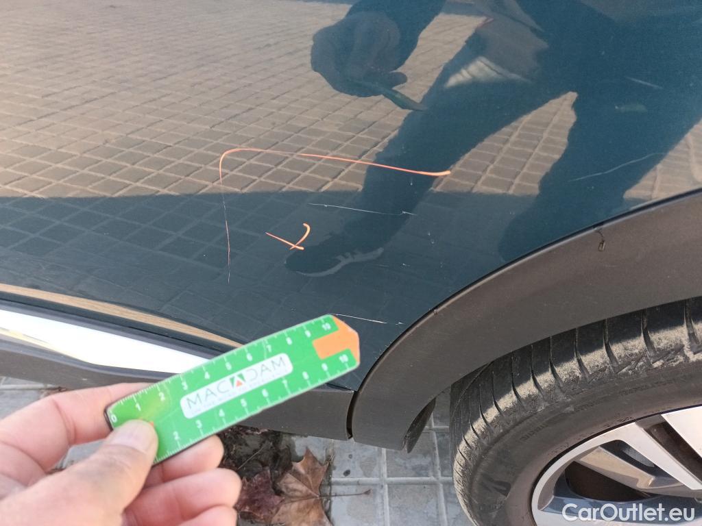  Peugeot  3008 PEUGEOT  / 2020 / 5P / todoterreno 1.2 PureTech 96KW S&S Allure Pack  #12