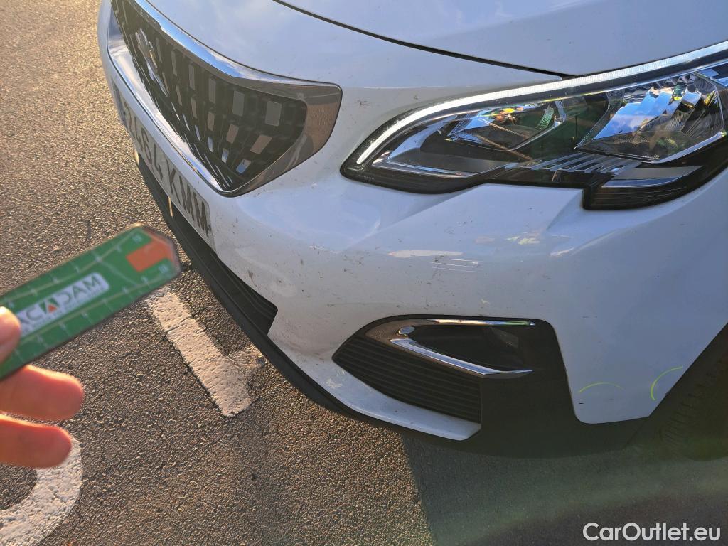  Peugeot  3008 PEUGEOT  / 2016 / 5P / todoterreno 1.5L BlueHDi 96kW (130CV) S&S Active #17