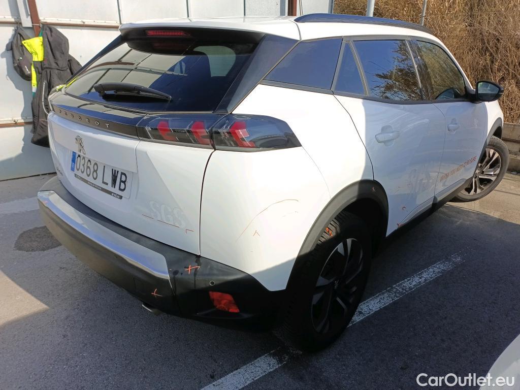 Peugeot  2008 PEUGEOT  / 2019 / 5P / todoterreno Allure BlueHDI 81kW (110CV) #3