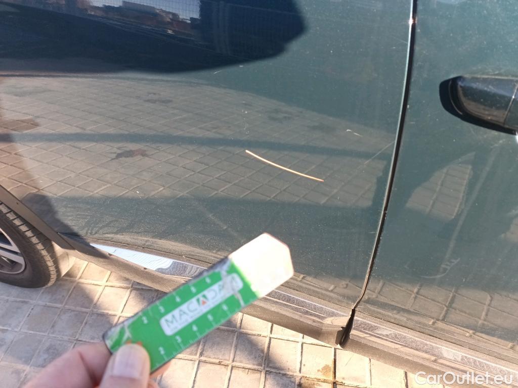  Peugeot  3008 PEUGEOT  / 2020 / 5P / todoterreno 1.2 PureTech 96KW S&S Allure Pack  #17