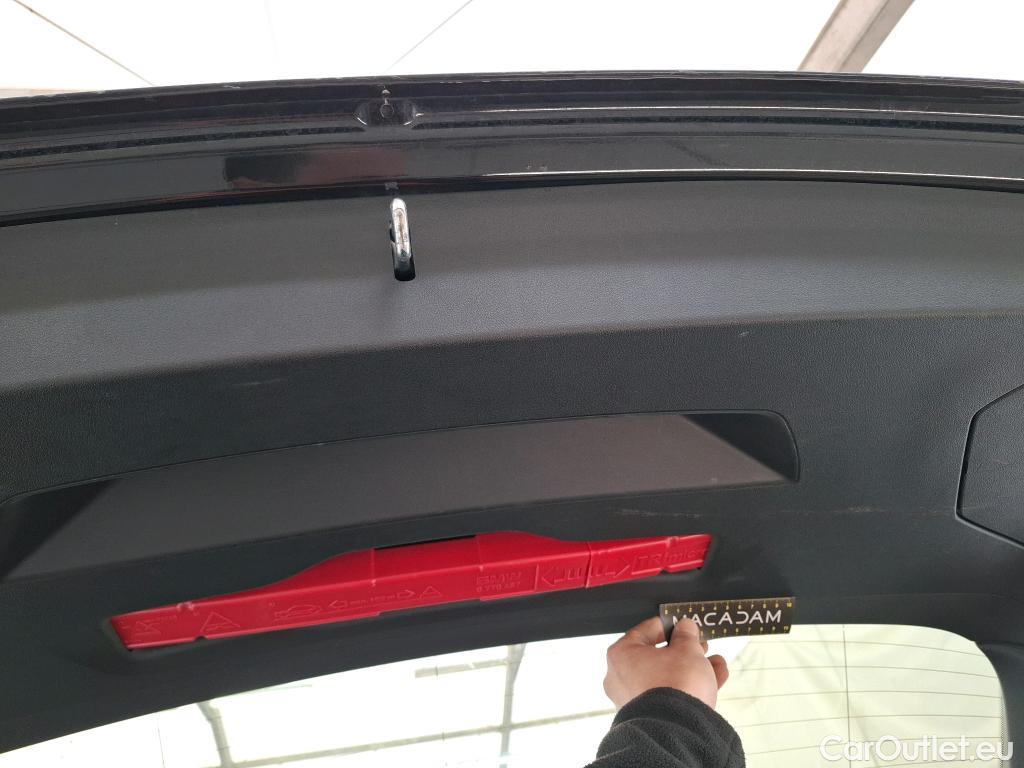  Bmw  Serie 1 BMW Série 1 / 2019 / 5P / Berline 116i Business Design #1