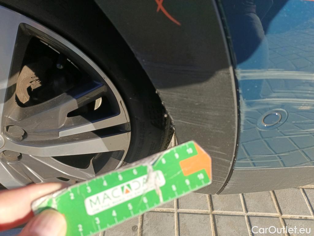  Peugeot  3008 PEUGEOT  / 2020 / 5P / todoterreno 1.2 PureTech 96KW S&S Allure Pack  #20