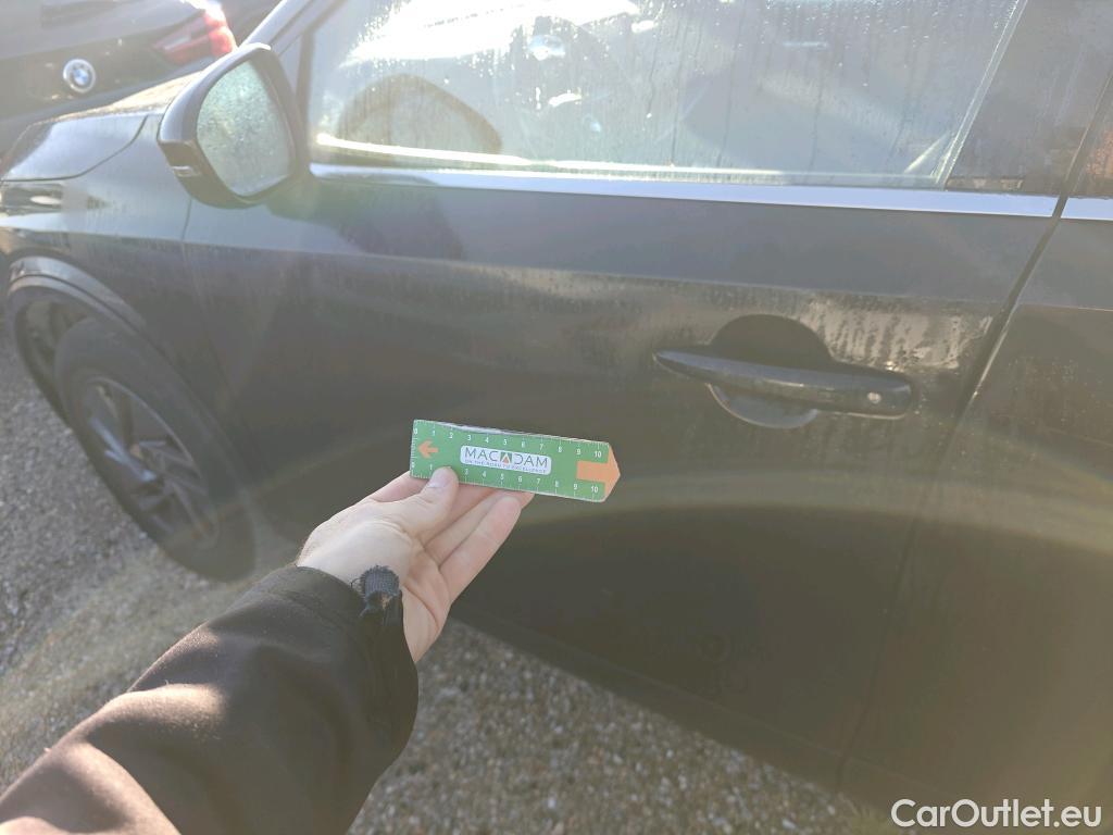  Nissan  Qashqai NISSAN  / 2021 / 5P / todoterreno DIG-T 103kW (140CV) mHEV 4x2 Acenta #31