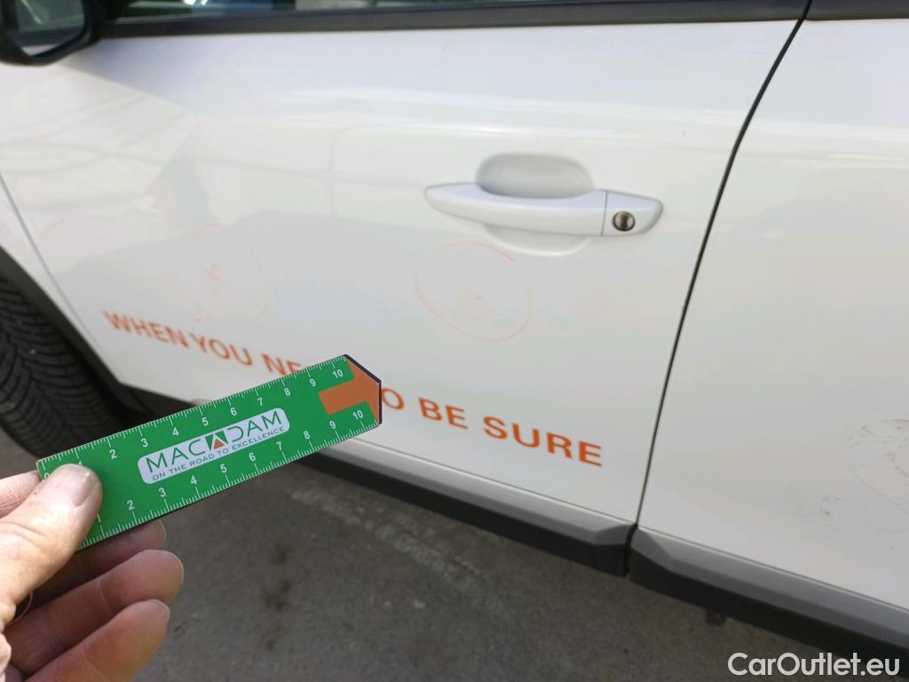  Peugeot  2008 PEUGEOT  / 2019 / 5P / todoterreno Allure BlueHDI 81kW (110CV) #7