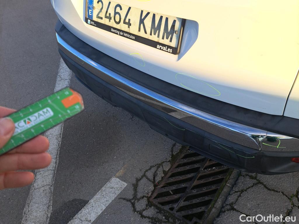  Peugeot  3008 PEUGEOT  / 2016 / 5P / todoterreno 1.5L BlueHDi 96kW (130CV) S&S Active #3