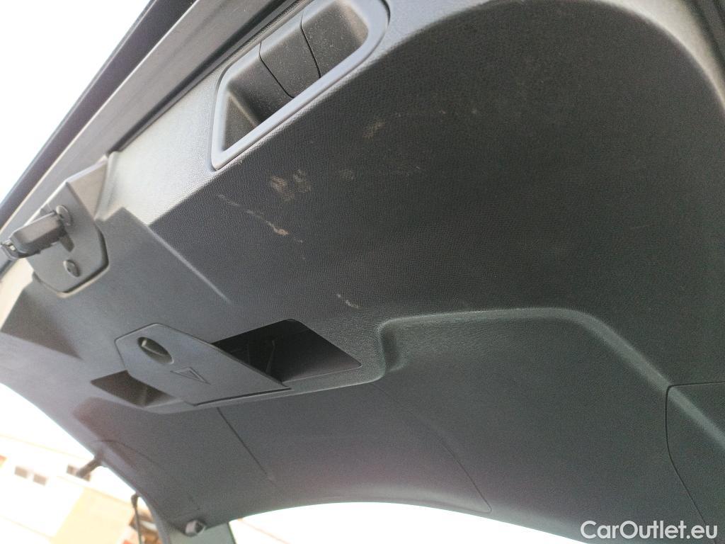  Peugeot  3008 PEUGEOT  / 2020 / 5P / todoterreno 1.5 BlueHDi 96kW (130CV) S&S Active Pack #9