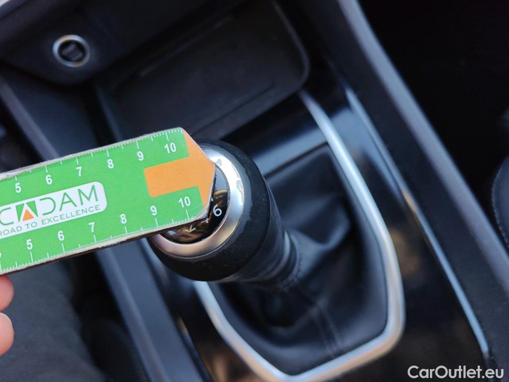  Nissan  Qashqai NISSAN  / 2021 / 5P / todoterreno DIG-T 103kW (140CV) mHEV 4x2 Acenta #18