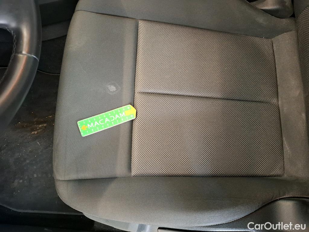  Audi  A3  Sportback 35 TDI Business Line 2.0 TDI 150CV BVA7 E6d #9