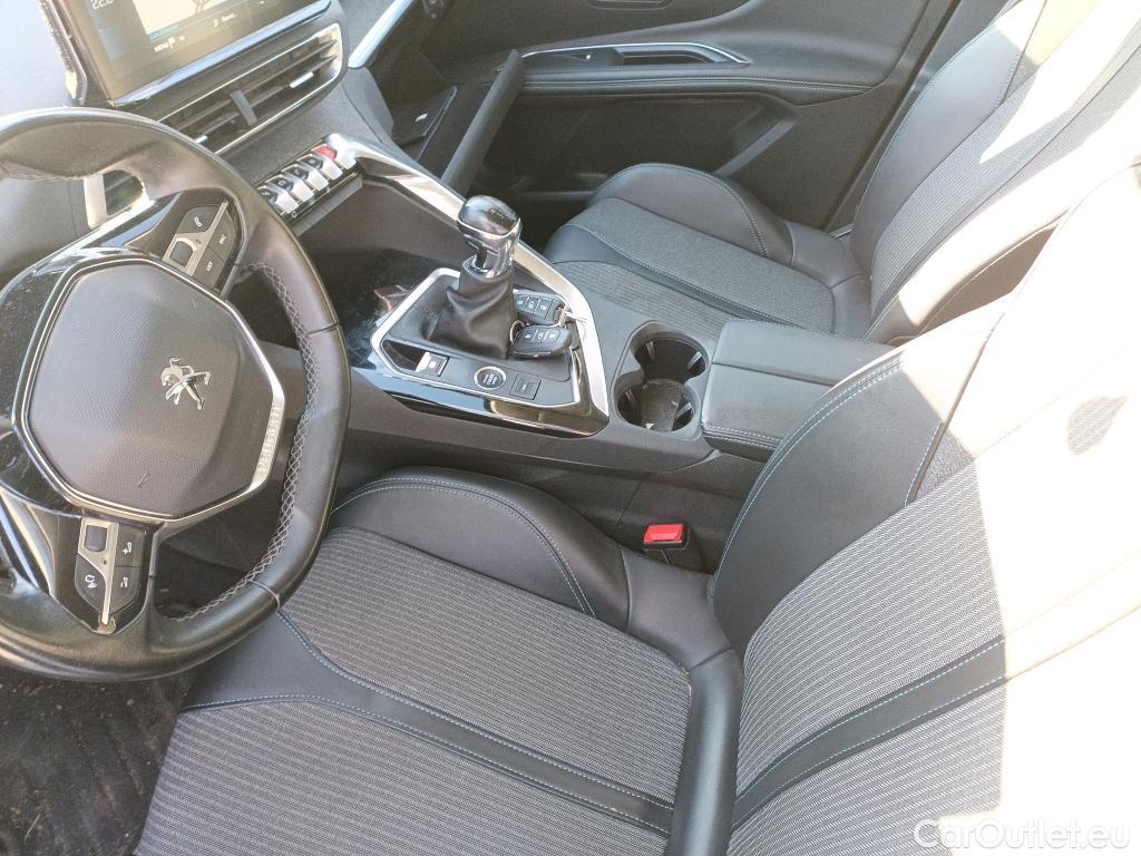  Peugeot  3008 PEUGEOT  / 2020 / 5P / todoterreno 1.2 PureTech 96KW S&S Allure Pack  #23