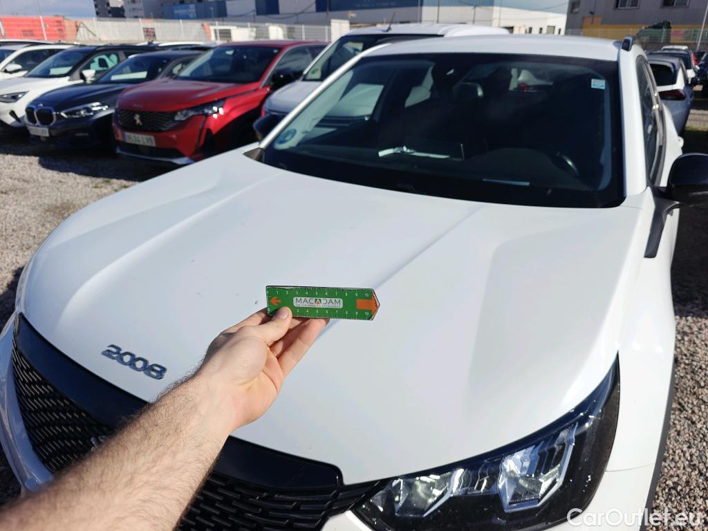  Peugeot  2008 PEUGEOT  / 2019 / 5P / todoterreno Allure BlueHDI 81kW (110CV) #23