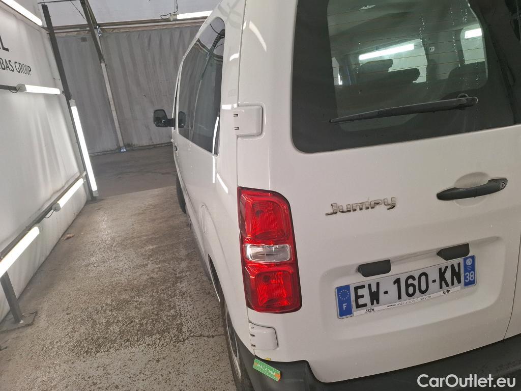  Citroen  Jumpy  4p Combi Taille M BlueHDi 115 BVM6 Confort 
 #39