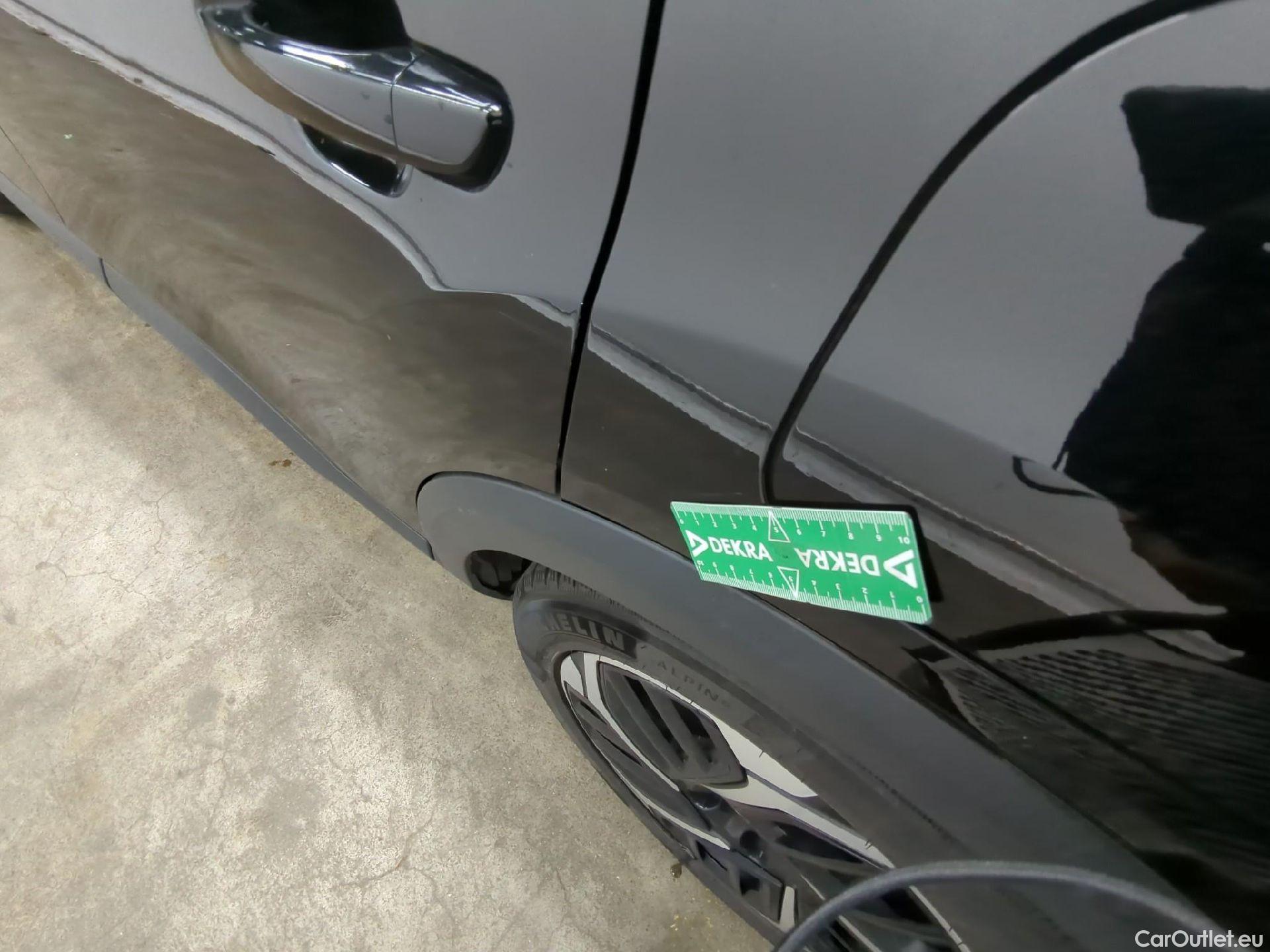  Citroen  C4 CITROEN  X / 2022 / 4P / Berline PureTech 130 SS EAT8 Shine / GARANTIE STELLANTIS 10 ANS VOIR PHOTO 2 #23