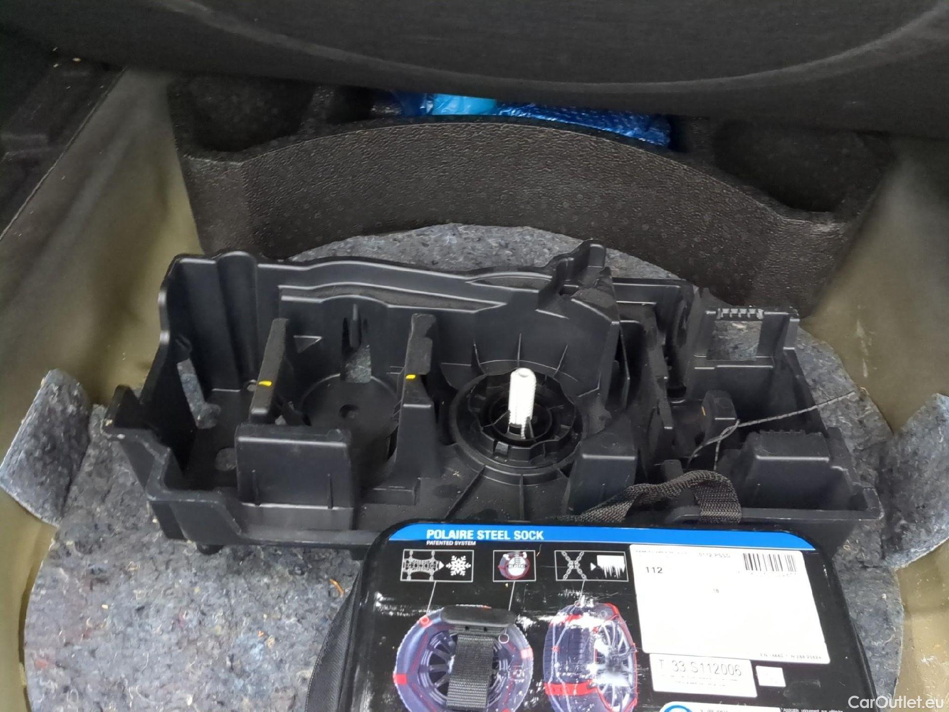  Citroen  C4 CITROEN  X / 2022 / 4P / Berline PureTech 130 SS EAT8 Shine / GARANTIE STELLANTIS 10 ANS VOIR PHOTO 2 #4