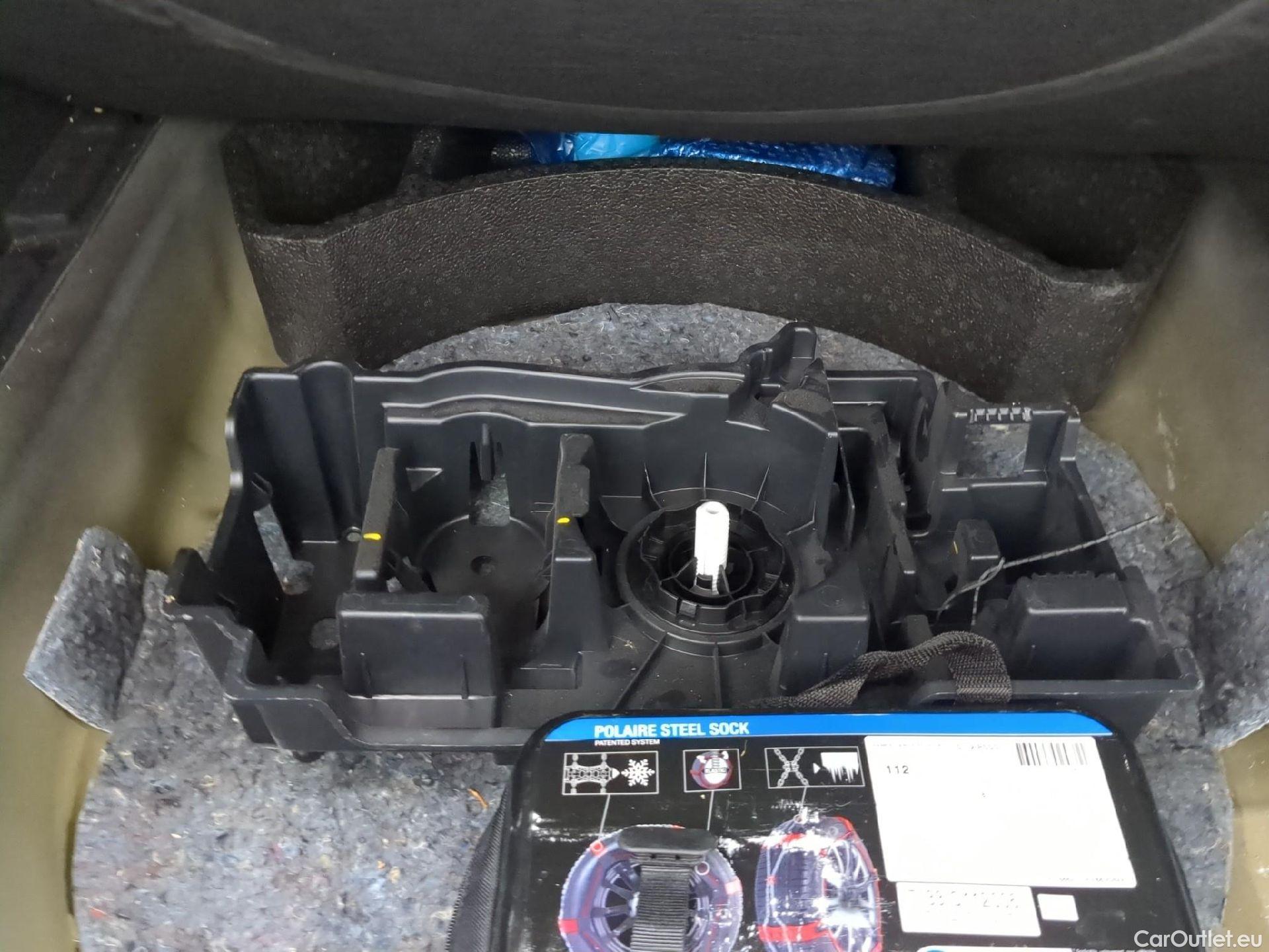  Citroen  C4 CITROEN  X / 2022 / 4P / Berline PureTech 130 SS EAT8 Shine / GARANTIE STELLANTIS 10 ANS VOIR PHOTO 2 #3