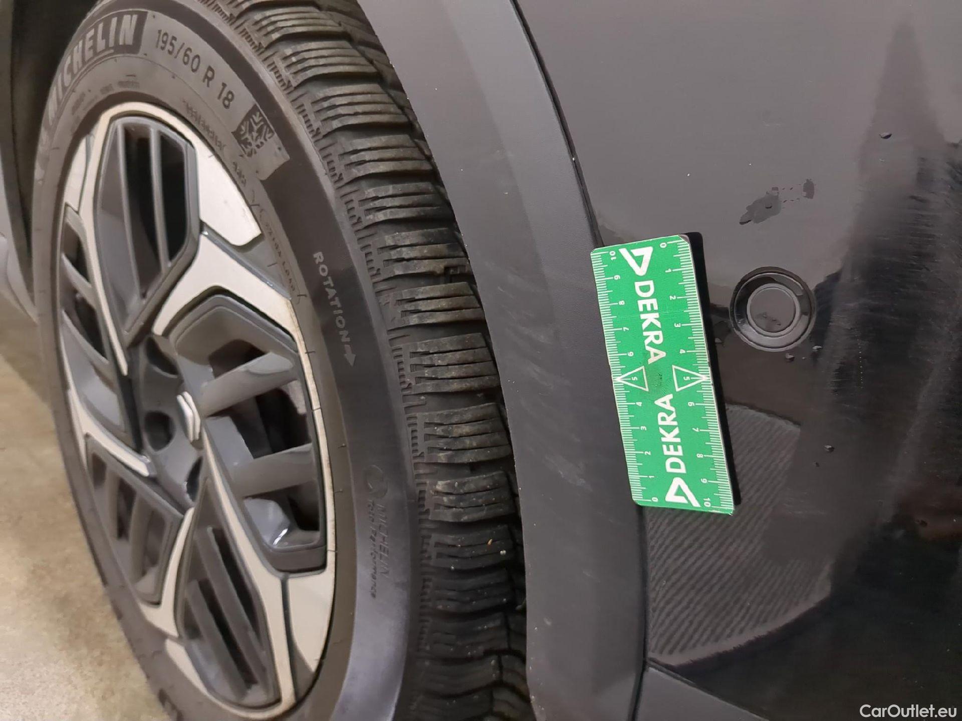  Citroen  C4 CITROEN  X / 2022 / 4P / Berline PureTech 130 SS EAT8 Shine / GARANTIE STELLANTIS 10 ANS VOIR PHOTO 2 #14