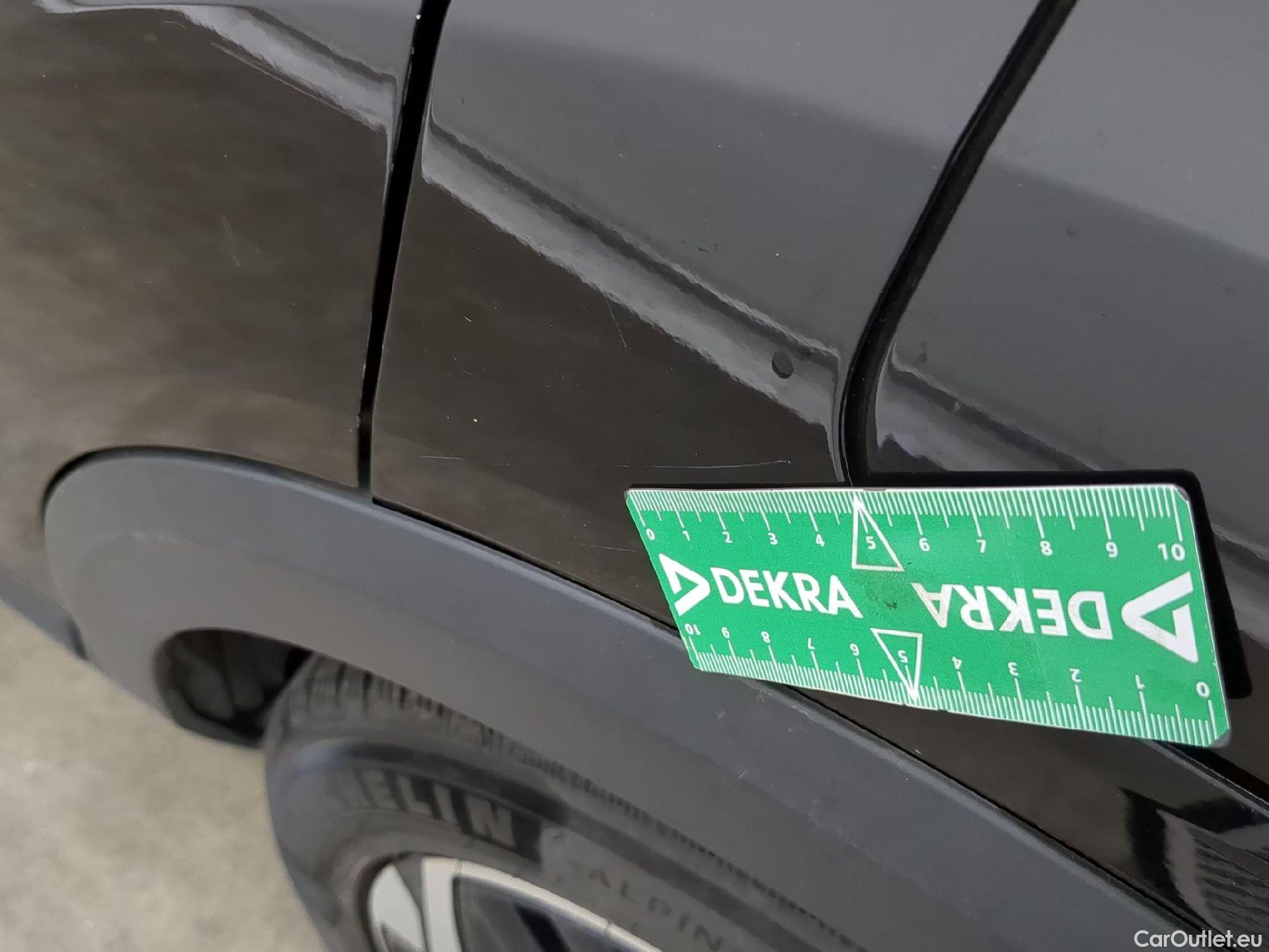  Citroen  C4 CITROEN  X / 2022 / 4P / Berline PureTech 130 SS EAT8 Shine / GARANTIE STELLANTIS 10 ANS VOIR PHOTO 2 #24