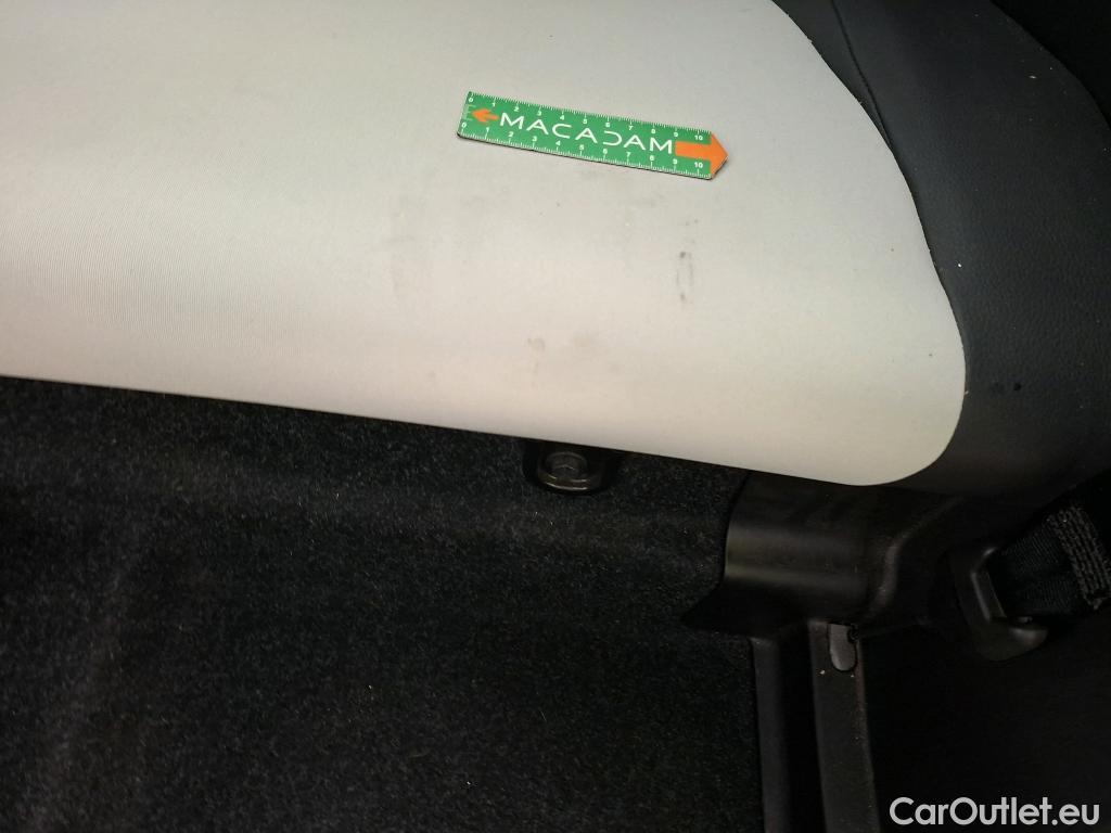  Fiat  500 FIAT   2015  3P  Berline Hybrid 10 BSG 70 ch Dolcevita #13