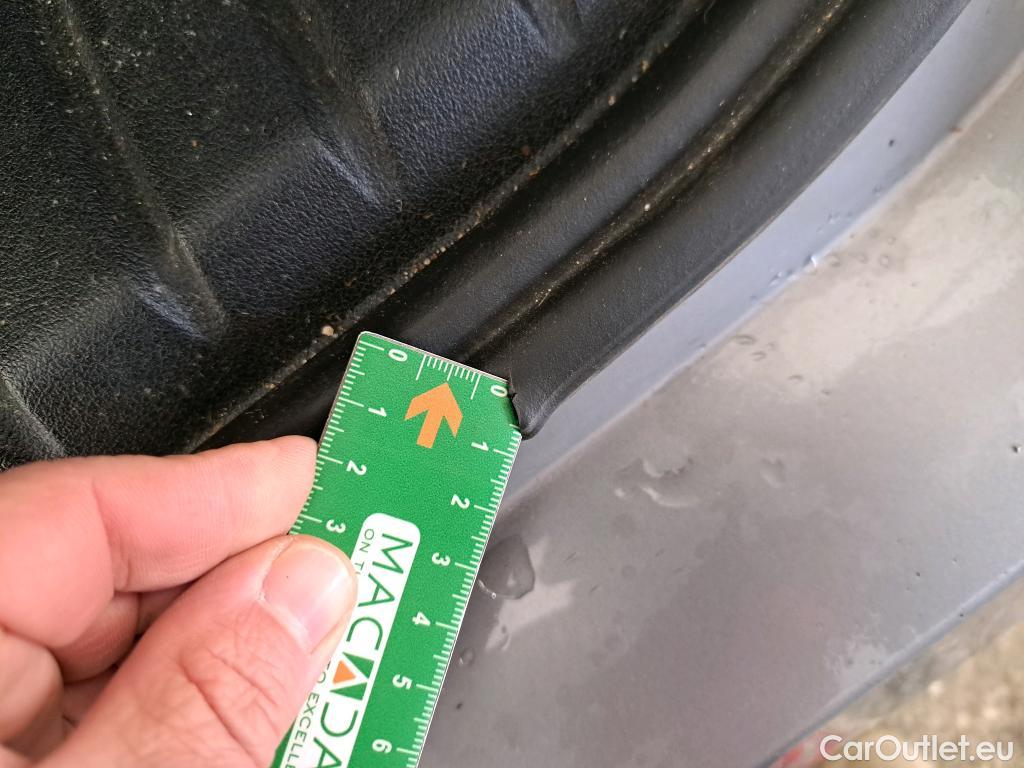  Bmw  Serie 1 Série 1 Berline 118 i Edition Sport 1.5 135CV BVA7 E6d #6