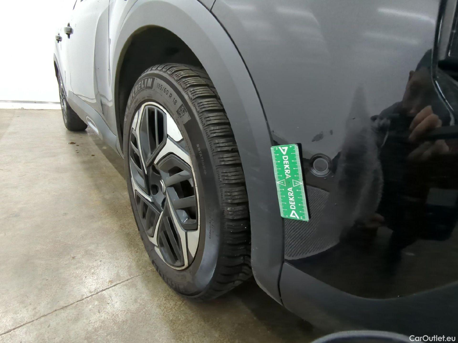  Citroen  C4 CITROEN  X / 2022 / 4P / Berline PureTech 130 SS EAT8 Shine / GARANTIE STELLANTIS 10 ANS VOIR PHOTO 2 #13