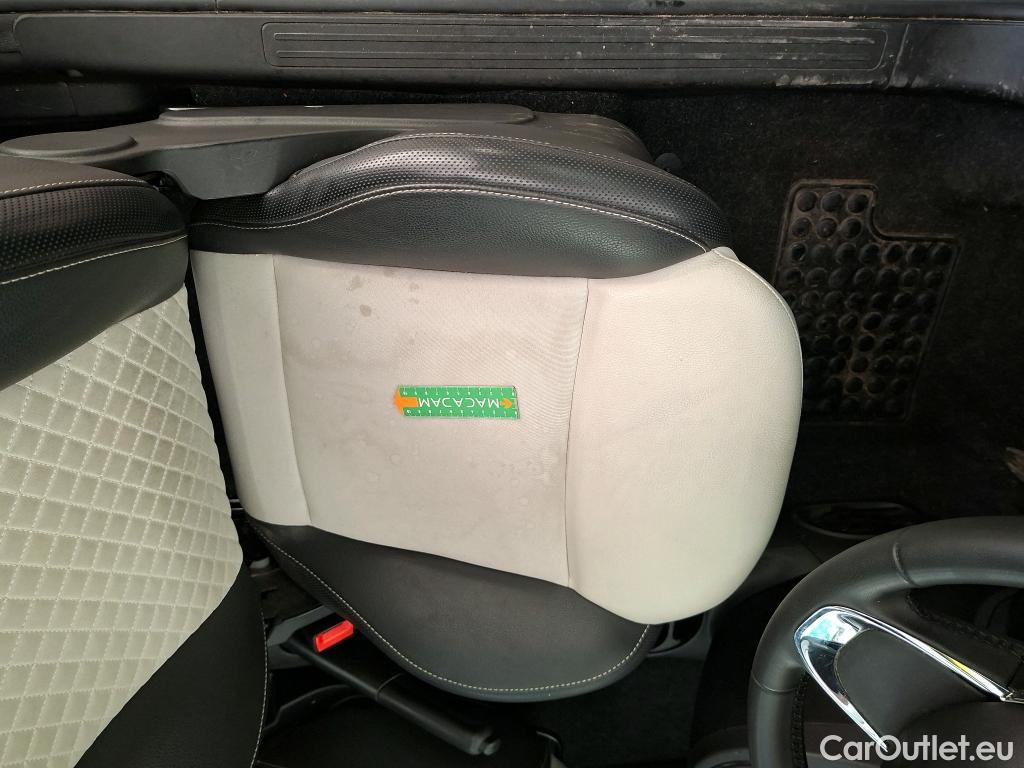  Fiat  500 FIAT   2015  3P  Berline Hybrid 10 BSG 70 ch Dolcevita #8