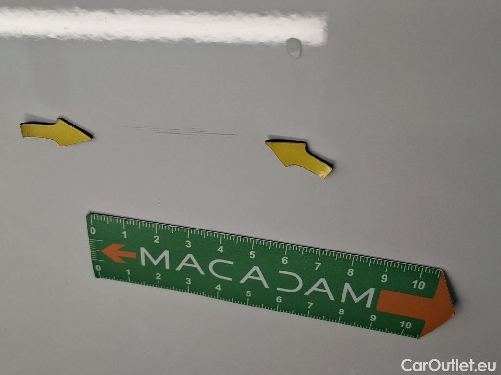  Citroen  Jumpy  4p Combi Taille M BlueHDi 115 BVM6 Confort 
 #26