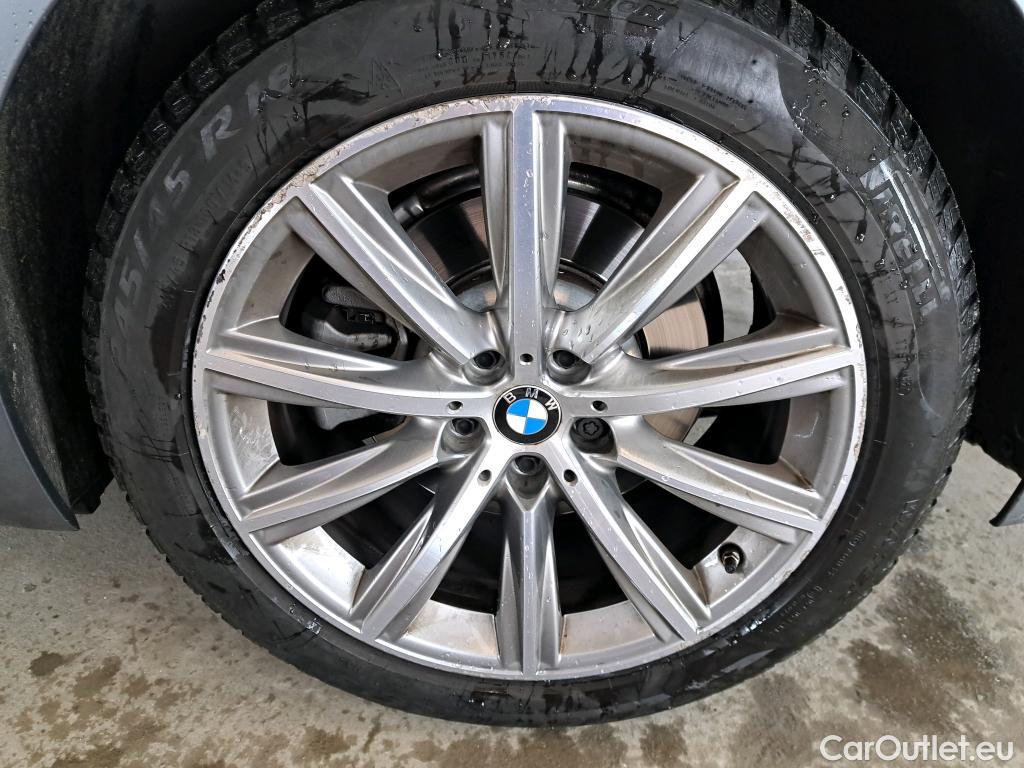  Bmw  Serie 5 BMW Série 5 / 2016 / 4P / Berline 530e iPerformance 252ch Busi Design BVA8 #19