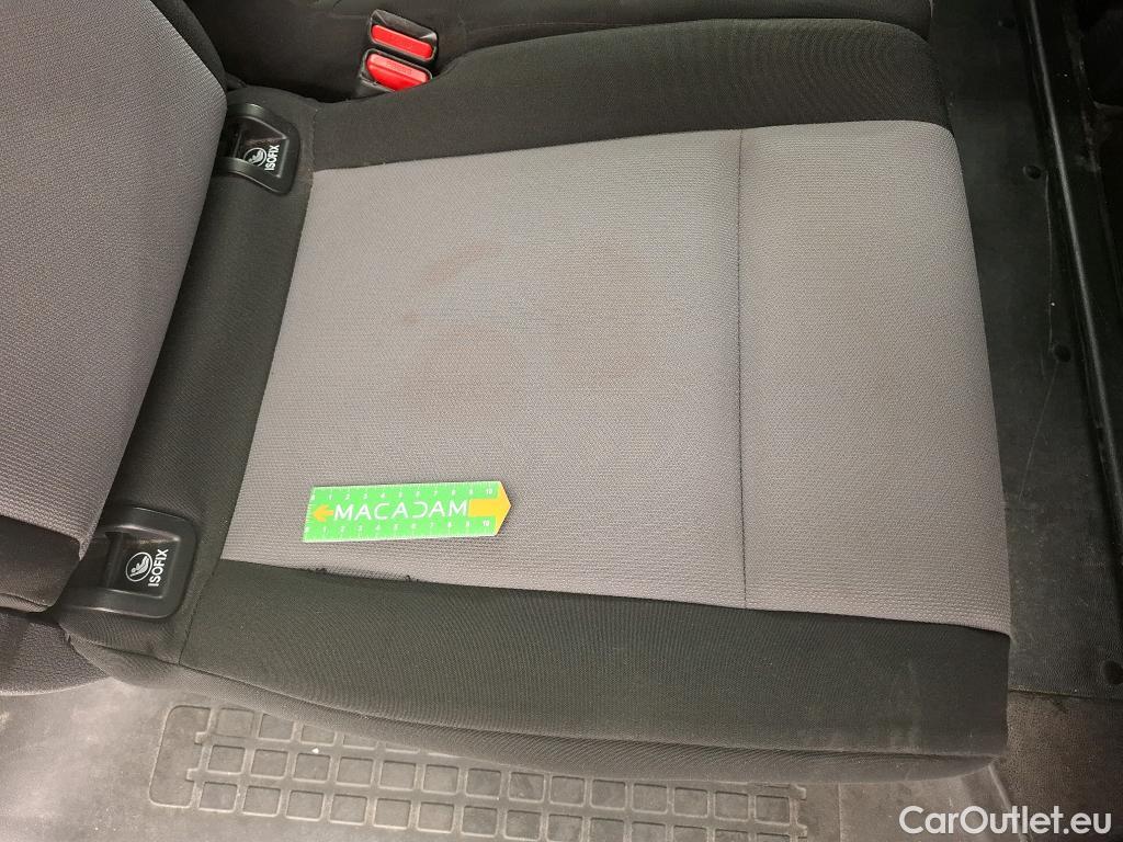  Citroen  Jumpy  4p Combi Taille M BlueHDi 115 BVM6 Confort 
 #10