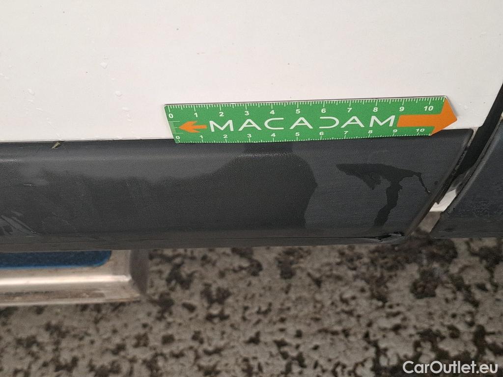  Citroen  Jumpy  4p Combi Taille M BlueHDi 115 BVM6 Confort 
 #9