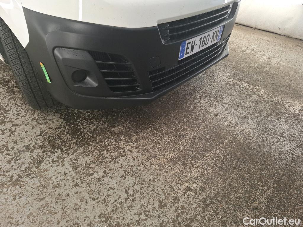  Citroen  Jumpy  4p Combi Taille M BlueHDi 115 BVM6 Confort 
 #31