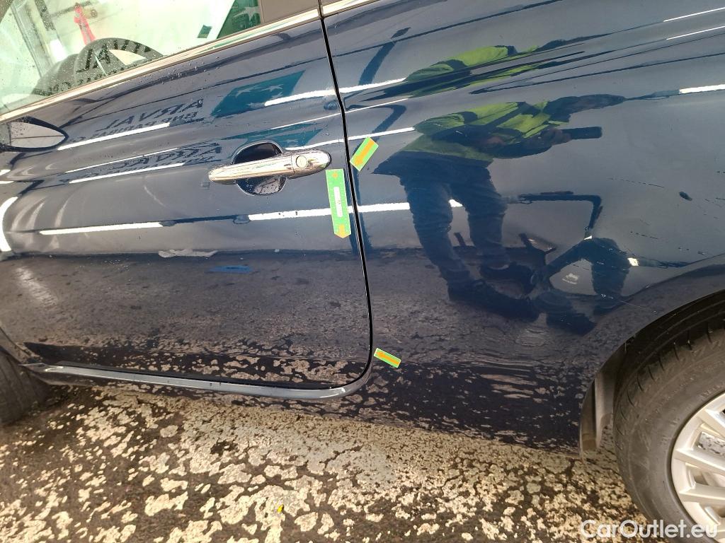  Fiat  500 FIAT   2015  3P  Berline Hybrid 10 BSG 70 ch Dolcevita #2