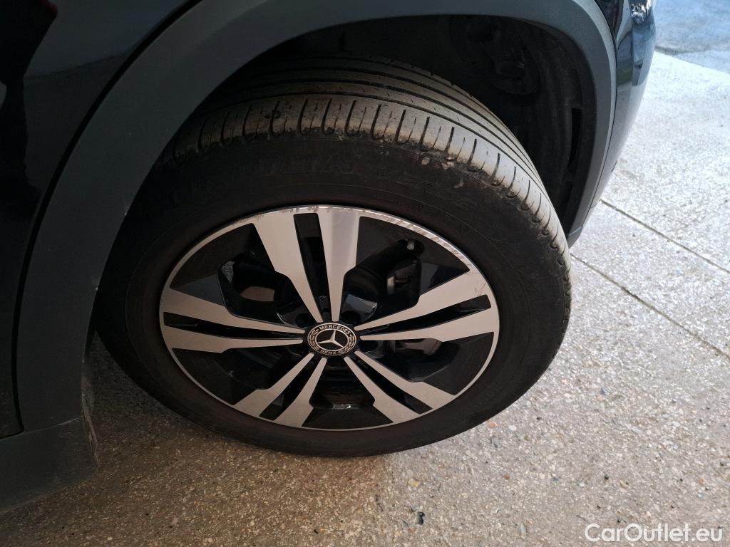  Mercedes  GLA MERCEDES-BENZ  / 2020 / 5P / SUV  250 e PROGRESSIVE LINE DCT #9