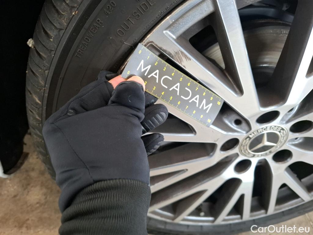  Mercedes  CLA-Klasse MERCEDES-BENZ CLA Coupe / 2019 / 4P / Coupé CLA 200 d Business Line BA8 #10