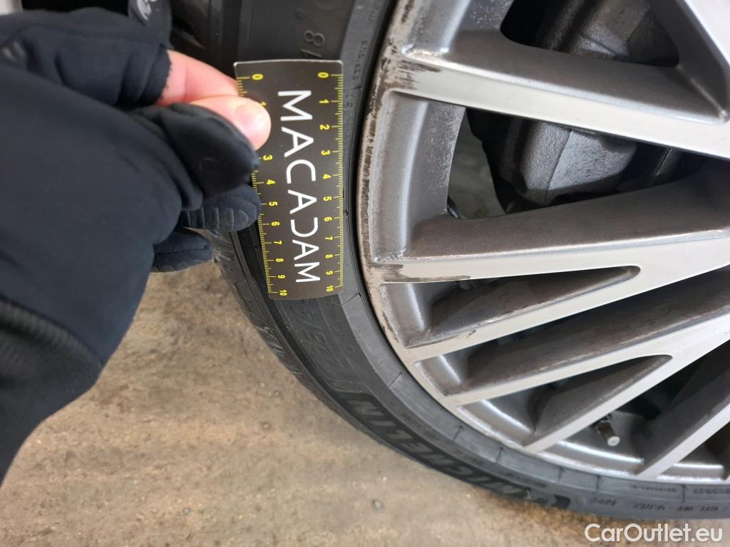  Mercedes  CLA-Klasse MERCEDES-BENZ CLA Coupe / 2019 / 4P / Coupé CLA 200 d Business Line BA8 #8