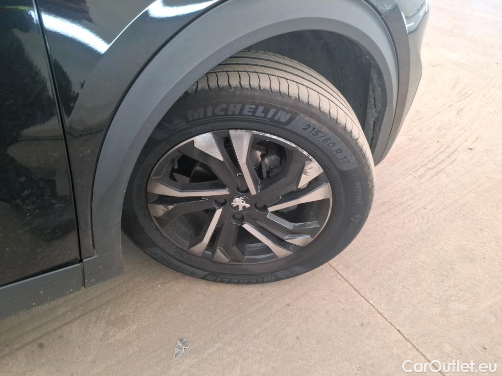  Peugeot  2008  Allure Pack 1.5 HDi 110CV BVM6 E6d #34