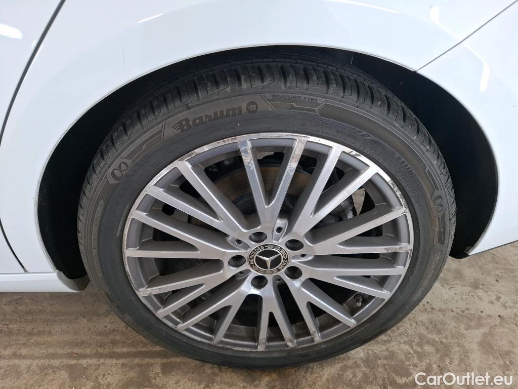  Mercedes  CLA-Klasse MERCEDES-BENZ CLA Coupe / 2019 / 4P / Coupé CLA 200 d Business Line BA8 #12