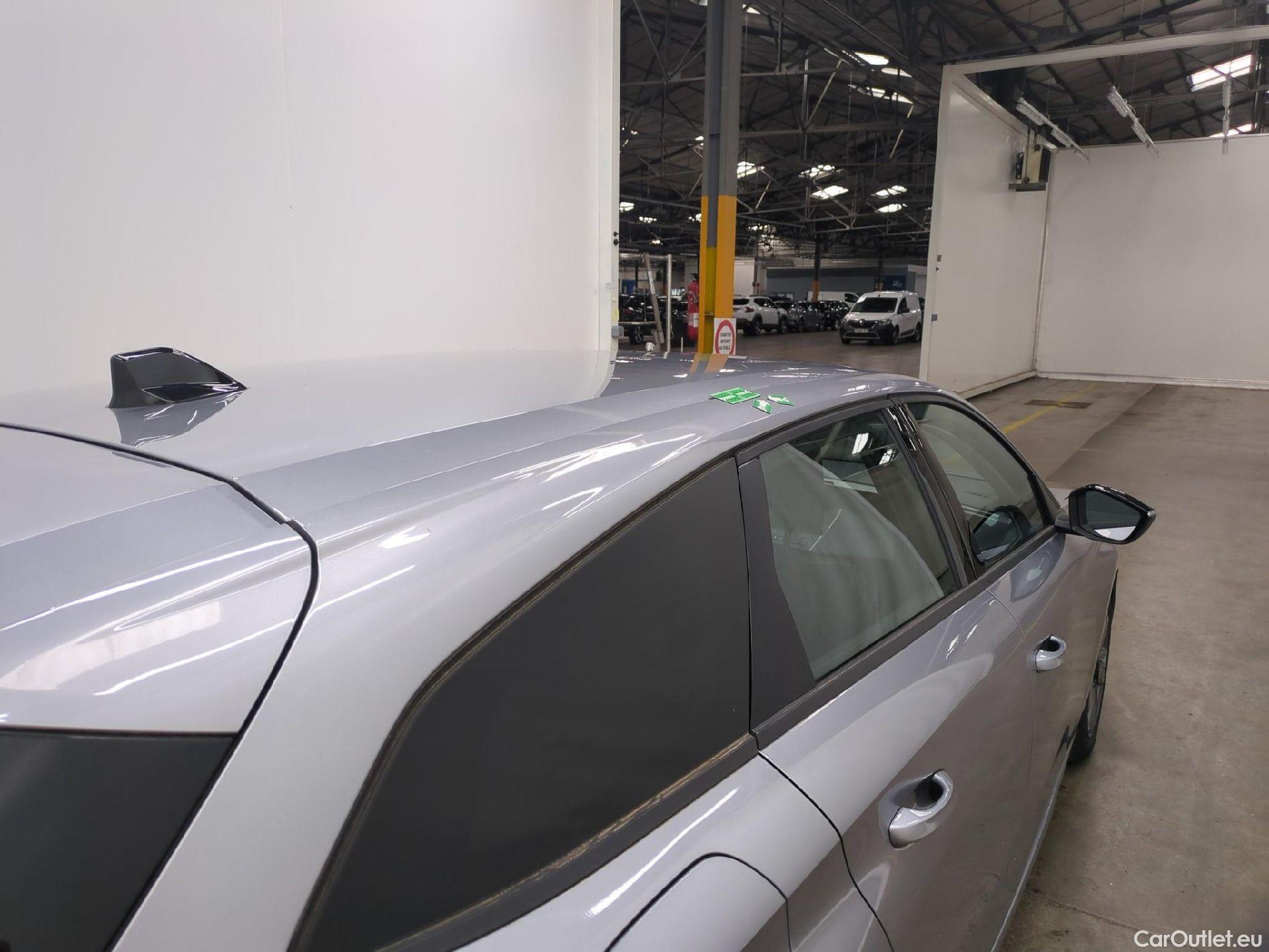  Peugeot  308 PEUGEOT  SW / 2021 / 5P / Break BlueHDi 130 ACTIVE PACK #26